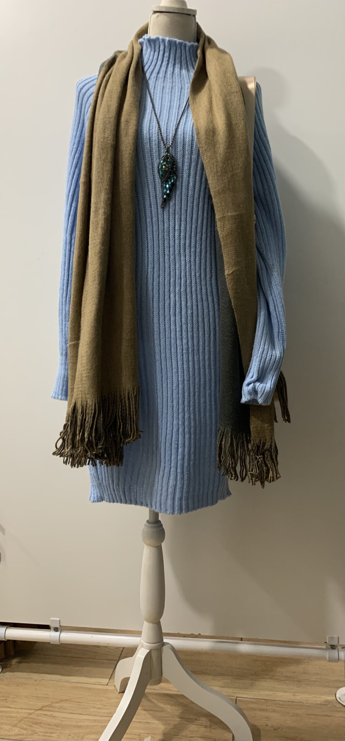 Vestido de lana celeste – Muru moda